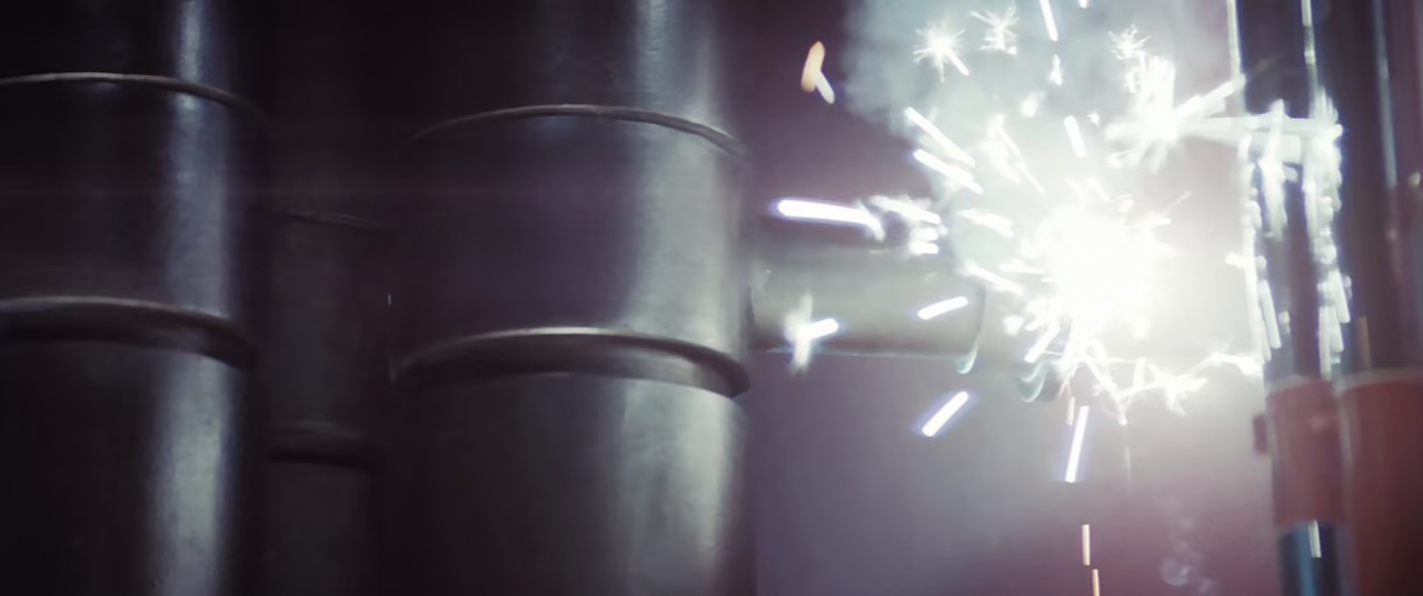 Star Wars Episode V The Empire Strikes Back (1980) BluRay Hindi + English 720p 10bit HEVC DDP 5.1 ESub.mkv.0004